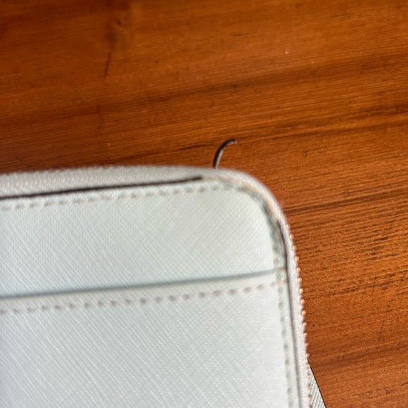 Kate Spade Wallet - Picture 4 of 7